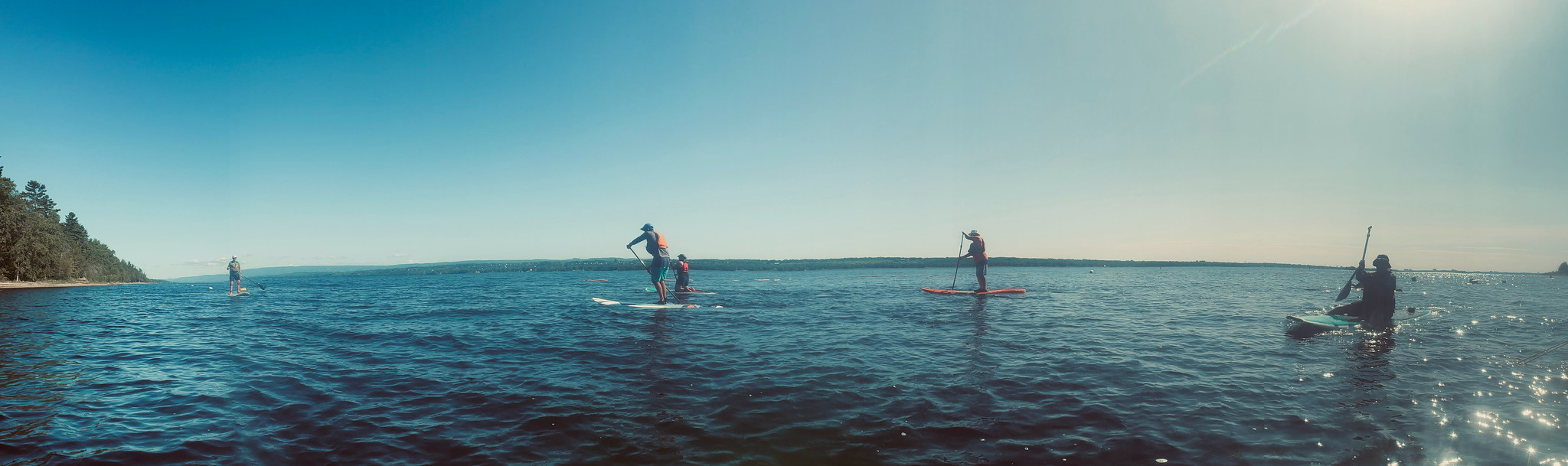 Planche à pagaie à Cape LaHave, N.-É. Image